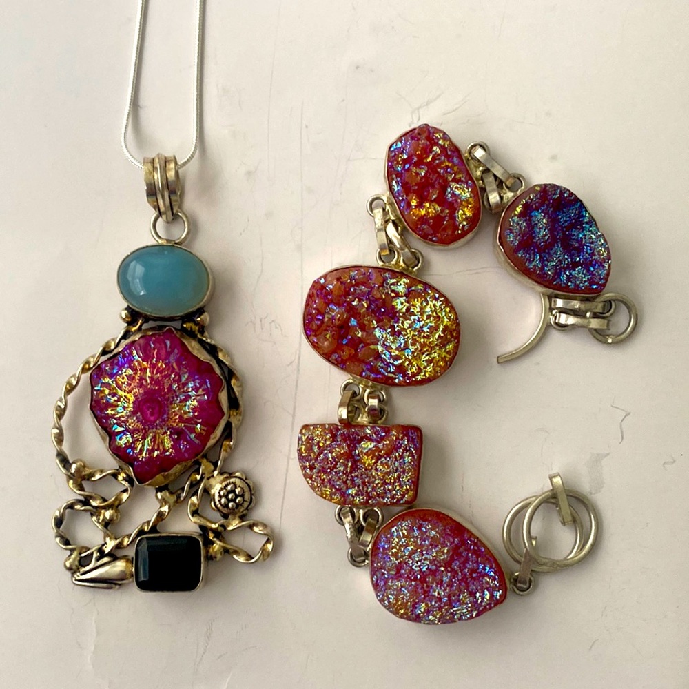 Beautiful unique new Druzy sparkly raw crystal bracelet and pendant